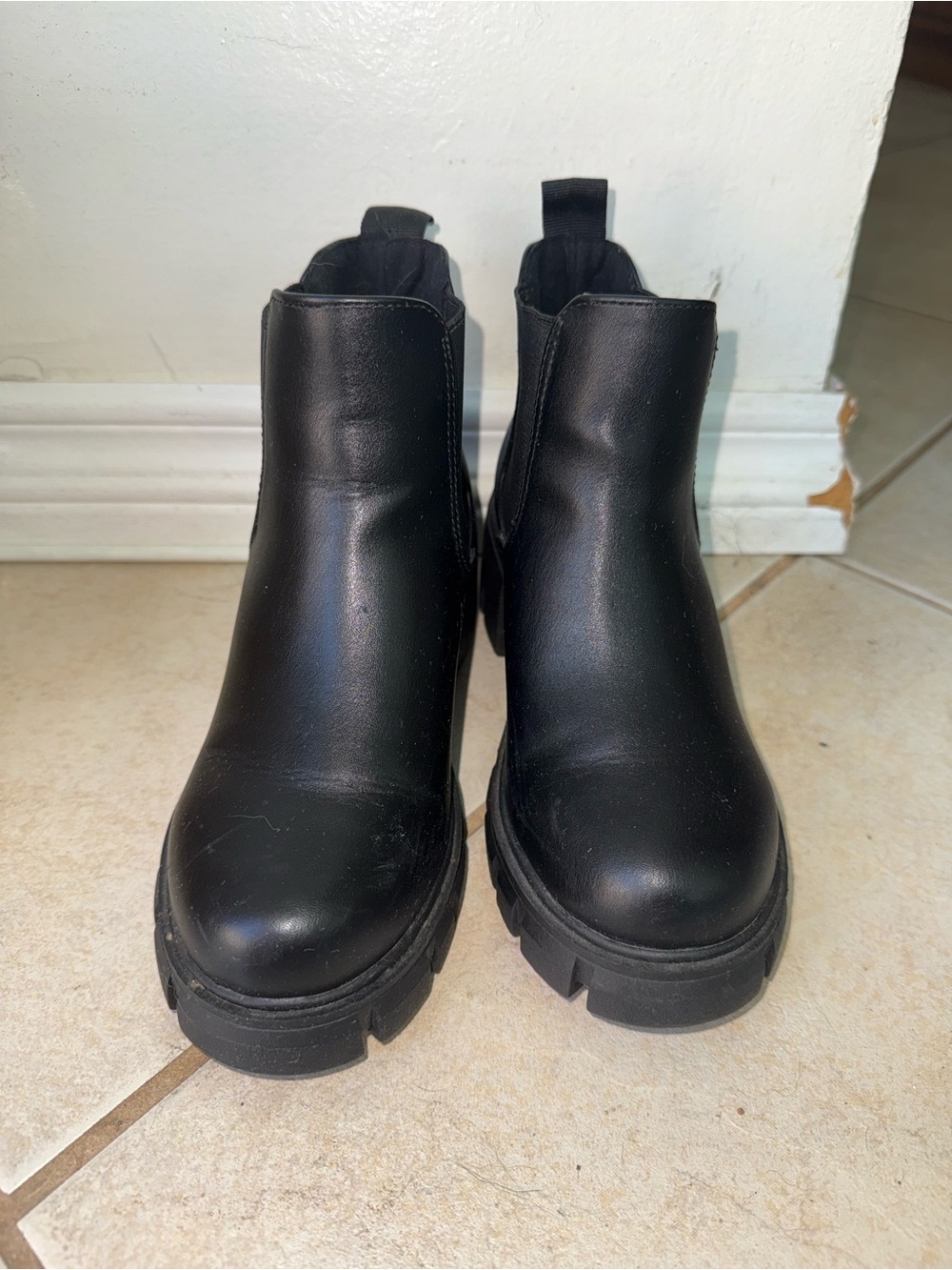 Soda Black Chunky Chelsea Platform Ankle Boots